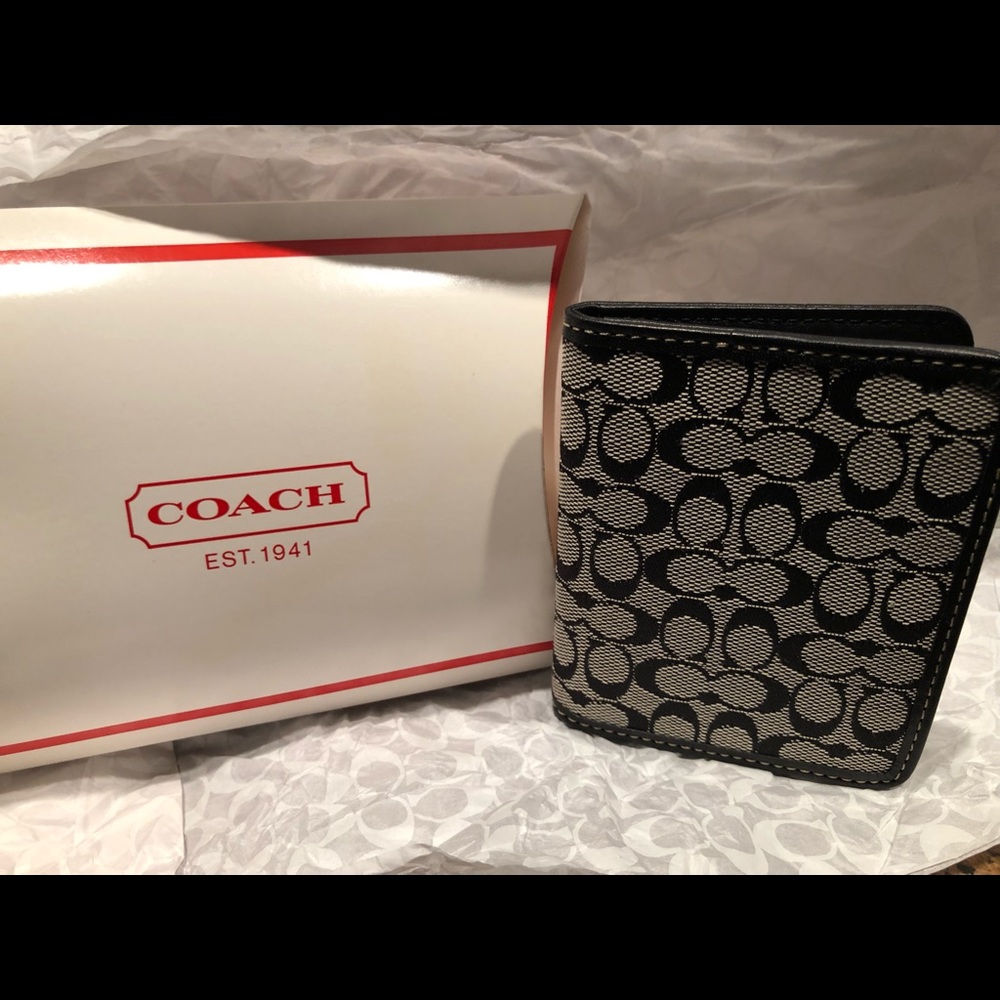Authentic Coach Signature Card Case Holder